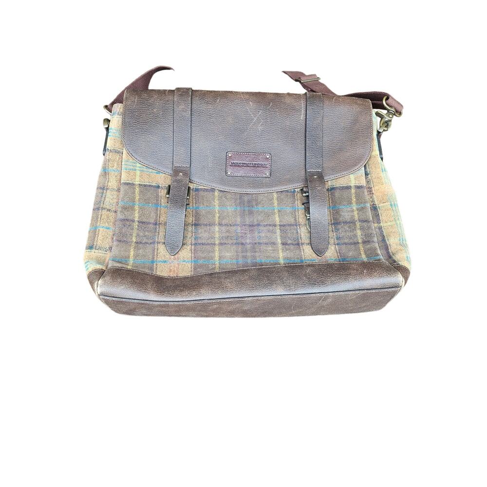 Johnston &Murphy Messenger Bag